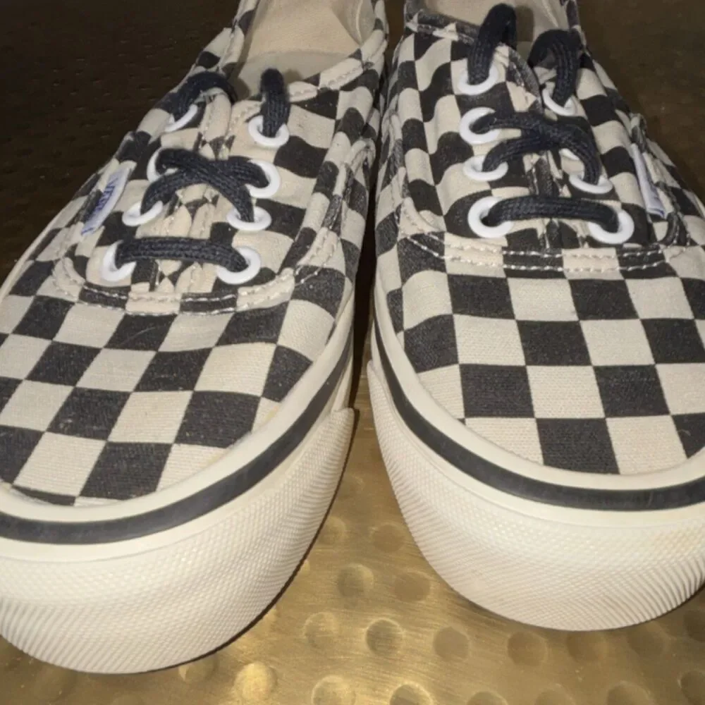 Vans UltraCush Black White Canvas Checkered Lace Up Men's Casual Sneakers size 4